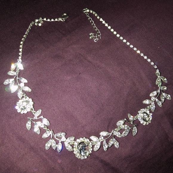 Jewelry - Beautiful necklace Jewelry - Beautiful necklace